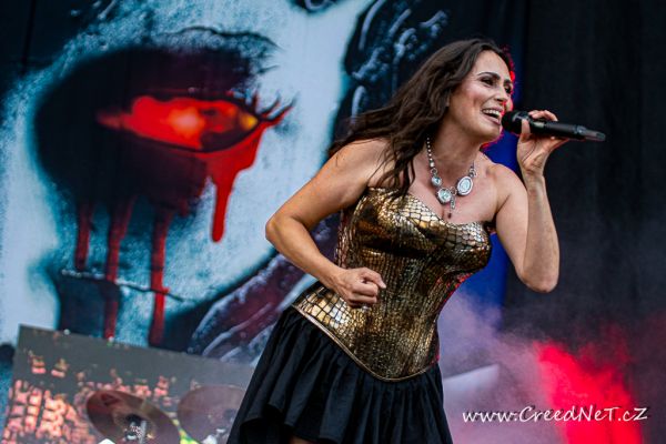 0107-novarock76149BEB-1656-40E6-58AB-C4D33175ABF5.jpg