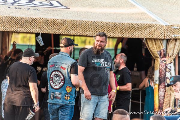 00242-helpfest4B819188-59DC-D63A-3FFA-A1A0BD0E4FAE.jpg